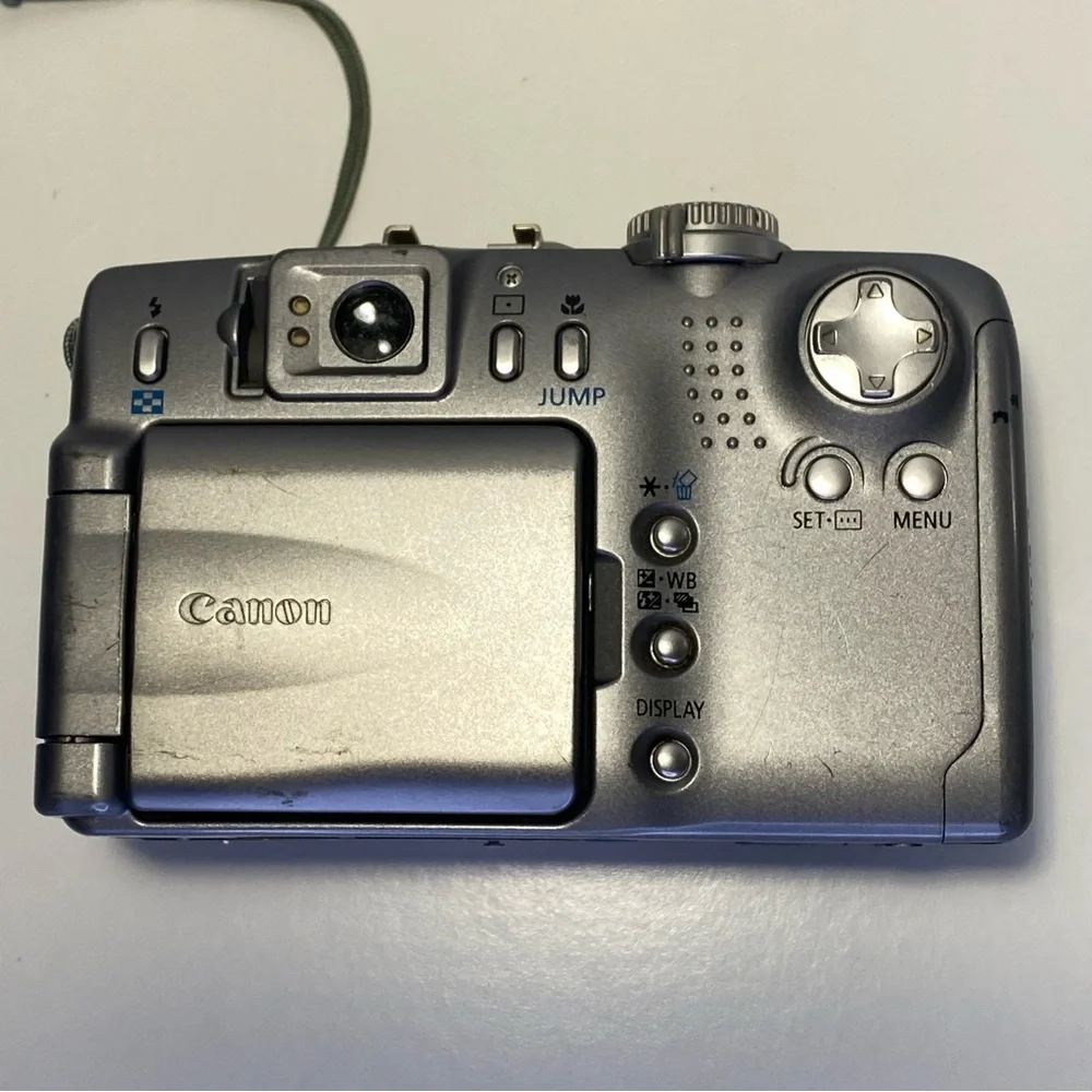 Canon Powershot G2 Digital Camera, Battery Not Included